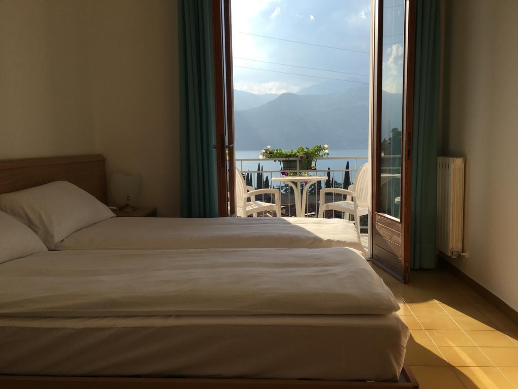 Casa Bianca Otel Malcesine Dış mekan fotoğraf