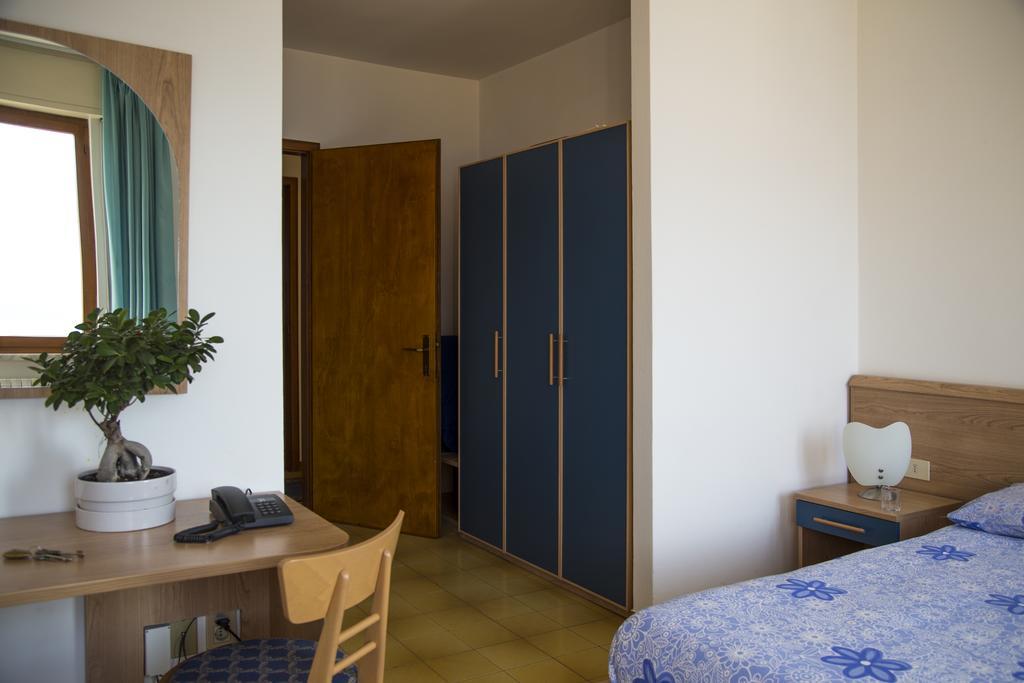 Casa Bianca Otel Malcesine Dış mekan fotoğraf