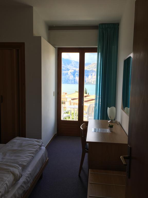 Casa Bianca Otel Malcesine Dış mekan fotoğraf
